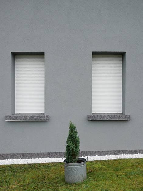 Sockelputz erneuern, diy, Übergnagsfläche, Kies, Foto: Fotoschlick – fotolia.com