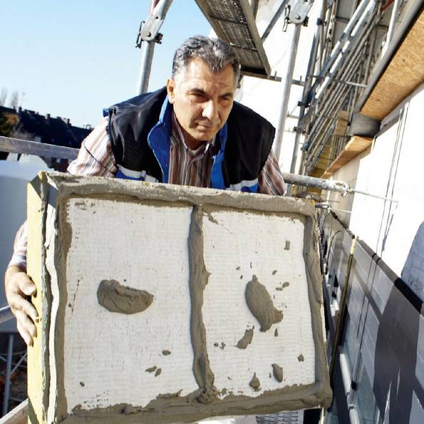 Wärmedämmverbundsystem, WDVS, Alternative, Montage, Punkt-Rand-Verklebung, Foto: Deutsche Rockwool