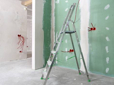 Leichtbauwand, Trockenbauwand, Elektrik, Foto: rsaulyte / iStock