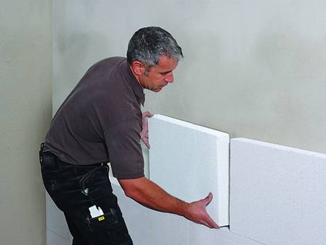 Innenwand selbst dämmen, Innendämmung, Mineraldämmplatten, Foto: Xella International GmbH