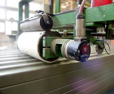 ZIegelsteine, Ziegelproduktion, Ziegelstrang, Foto: Ziegelwerk Bellenberg