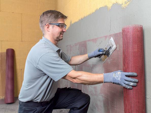 Innenwand selbst dämmen, Innendämmung, Armierung, Foto: Isover