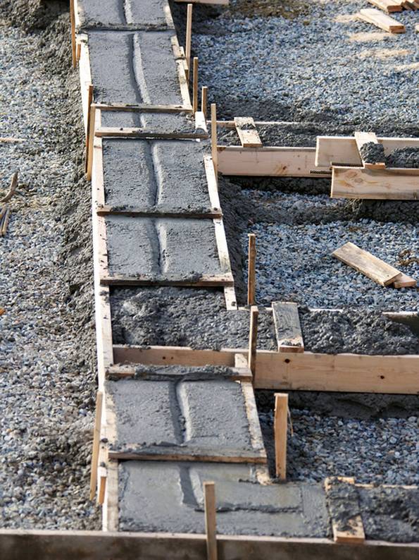Streifendundament, Beton, aushärten, trocknen, Foto: ivan_sabo – fotolia.com