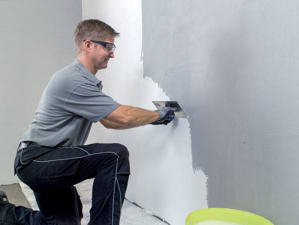 Innenwand selbst dämmen, Innendämmung, verputzen, Foto: Isover