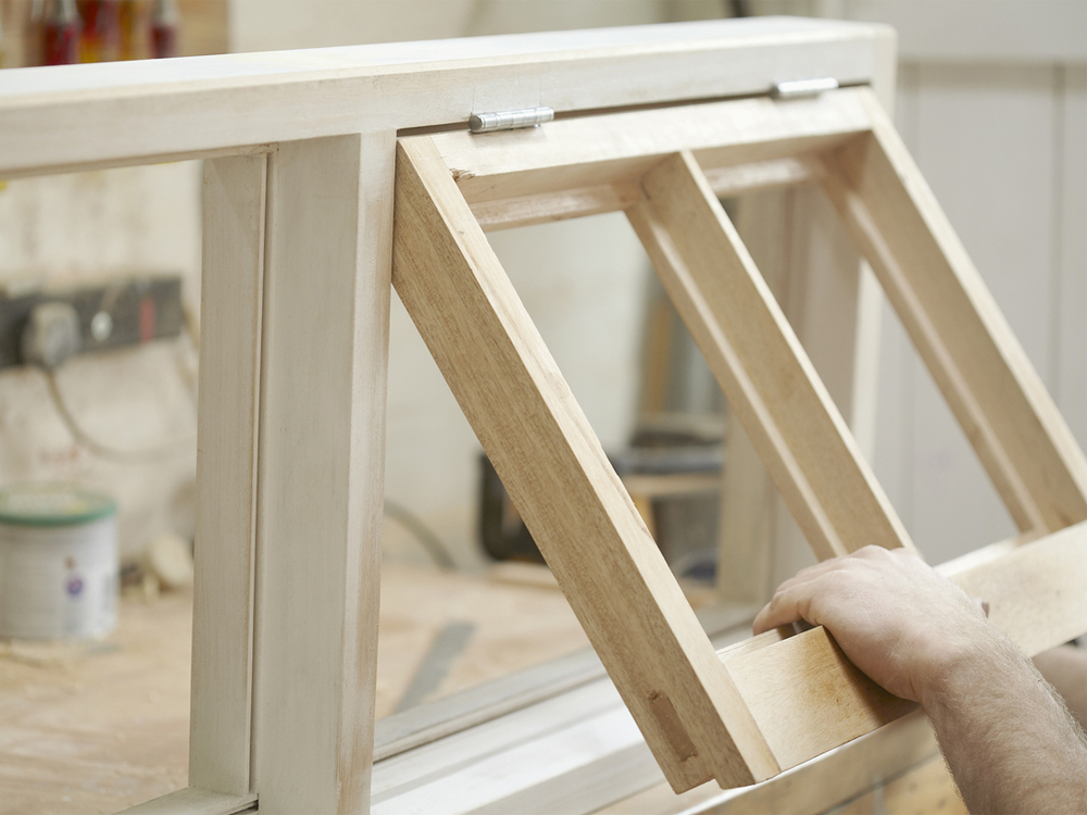 Fensterrahmen aus Holz, Aluminium oder Kunststoff bauen.de