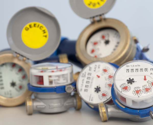 6 tipps zum gartenwasserzahler gebuhren sparen bauen de