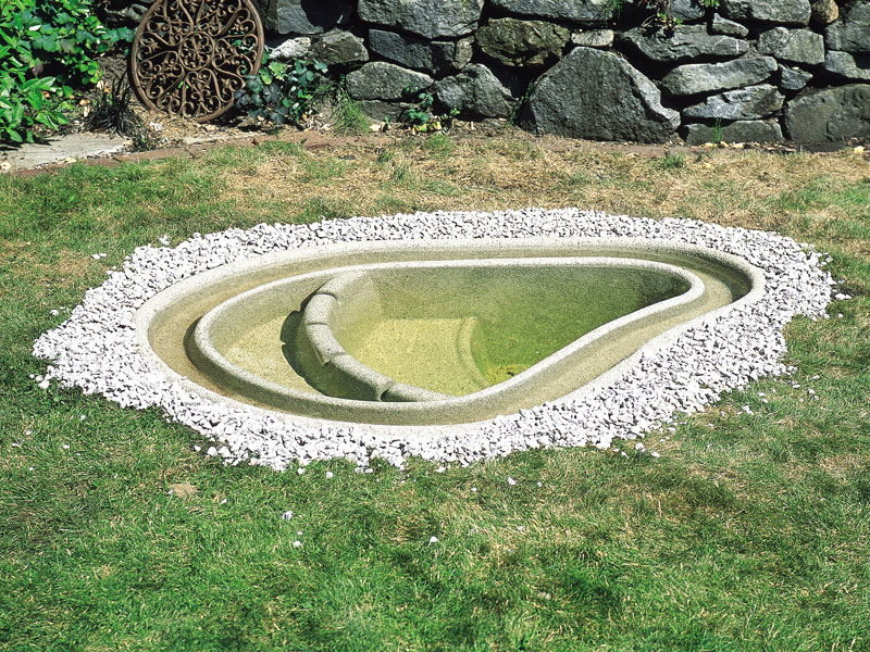 Teich anlegen: in 9 Schritten zum Gartenteich - bauen.de